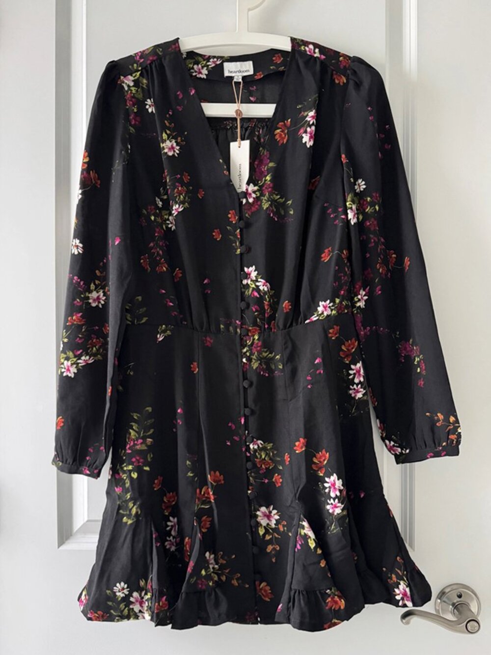 HEARTLOOM Vera Black Floral Mini Dress – Size S – NWT